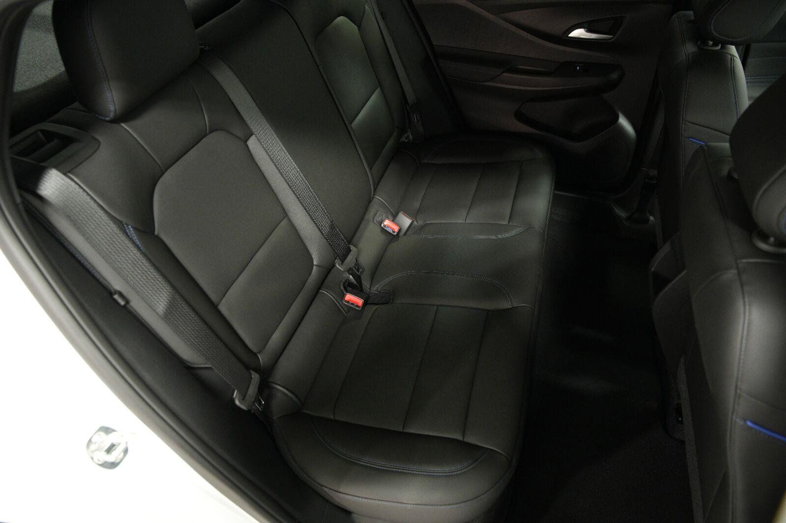 New 2026 Buick Envista Sport Touring w/ Convenience I Package FWD image 20