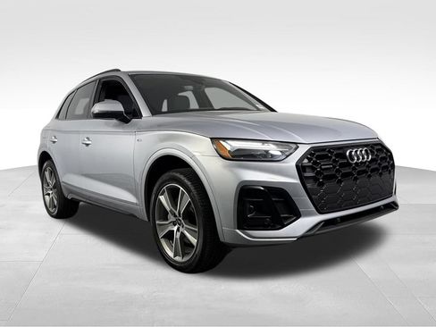 Used 2025 Audi Q5 2.0T Premium w/ Convenience Plus Package AWD/4WD image 5