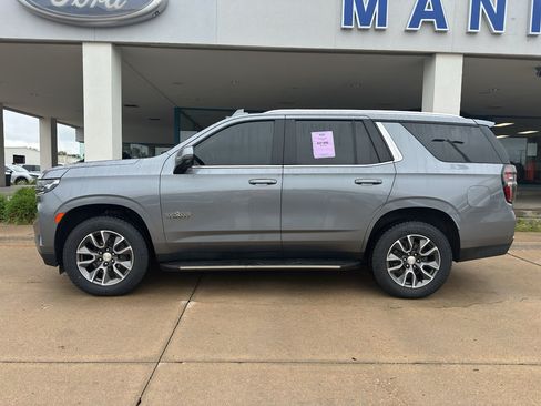 Used 2021 Chevrolet Tahoe LT w/ LT Signature Package AWD/4WD image 6