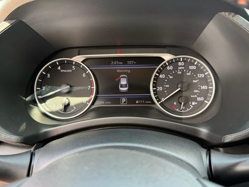 Certified 2021 Nissan Sentra SR FWD image 35