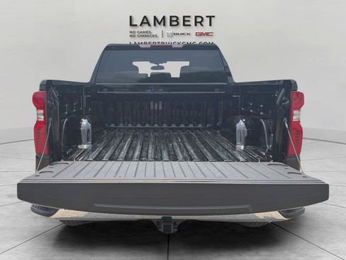 Used 2024 Chevrolet Silverado 1500 LT AWD/4WD image 19