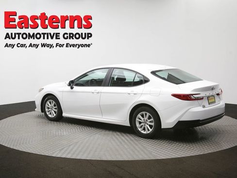 Used 2025 Toyota Camry LE FWD image 63