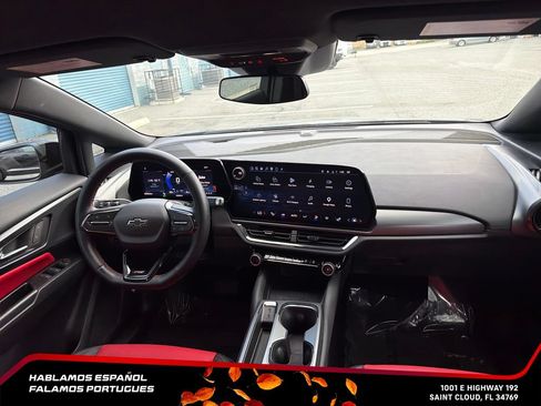 Certified 2024 Chevrolet Equinox EV RS FWD image 33