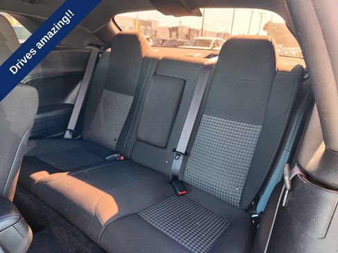 Used 2022 Dodge Challenger GT RWD image 12