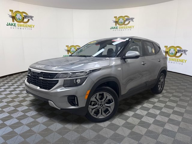Used 2024 Kia Seltos LX AWD/4WD image 4