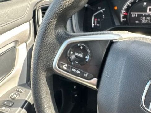Used 2019 Honda CR-V LX image 9