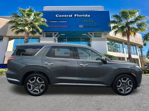 Used 2023 Hyundai Palisade Limited w/ Cargo Package AWD/4WD image 4