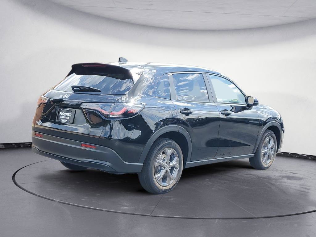 New 2027 Honda HR-V LX image 3