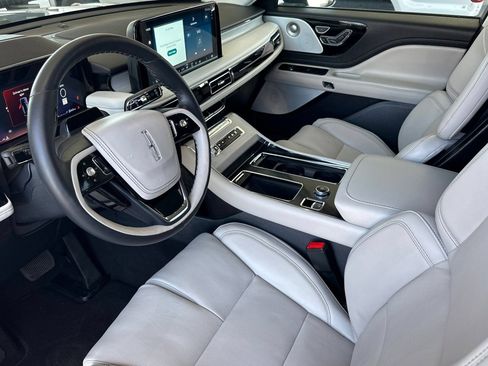 New 2026 Lincoln Aviator Reserve AWD/4WD image 9