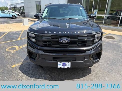 New 2026 Ford Expedition Max Active AWD/4WD image 2