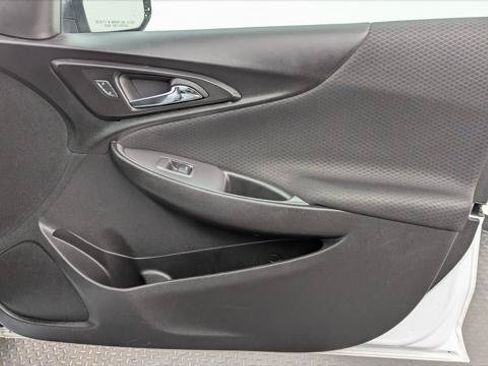 Used 2024 Chevrolet Malibu LT FWD image 22