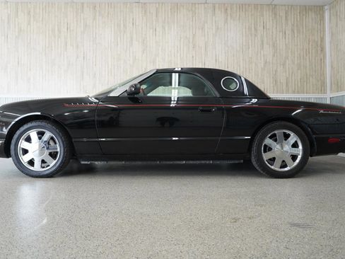 Used 2002 Ford Thunderbird image 5