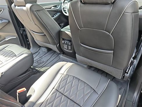 Certified 2023 Buick Enclave Avenir w/ Avenir Technology Package image 11