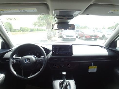 New 2027 Honda HR-V LX image 11