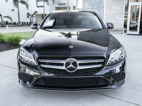Used 2021 Mercedes-Benz C 300 Sedan image 3