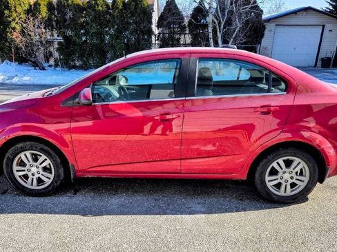 Used 2015 Chevrolet Sonic LT FWD image 2