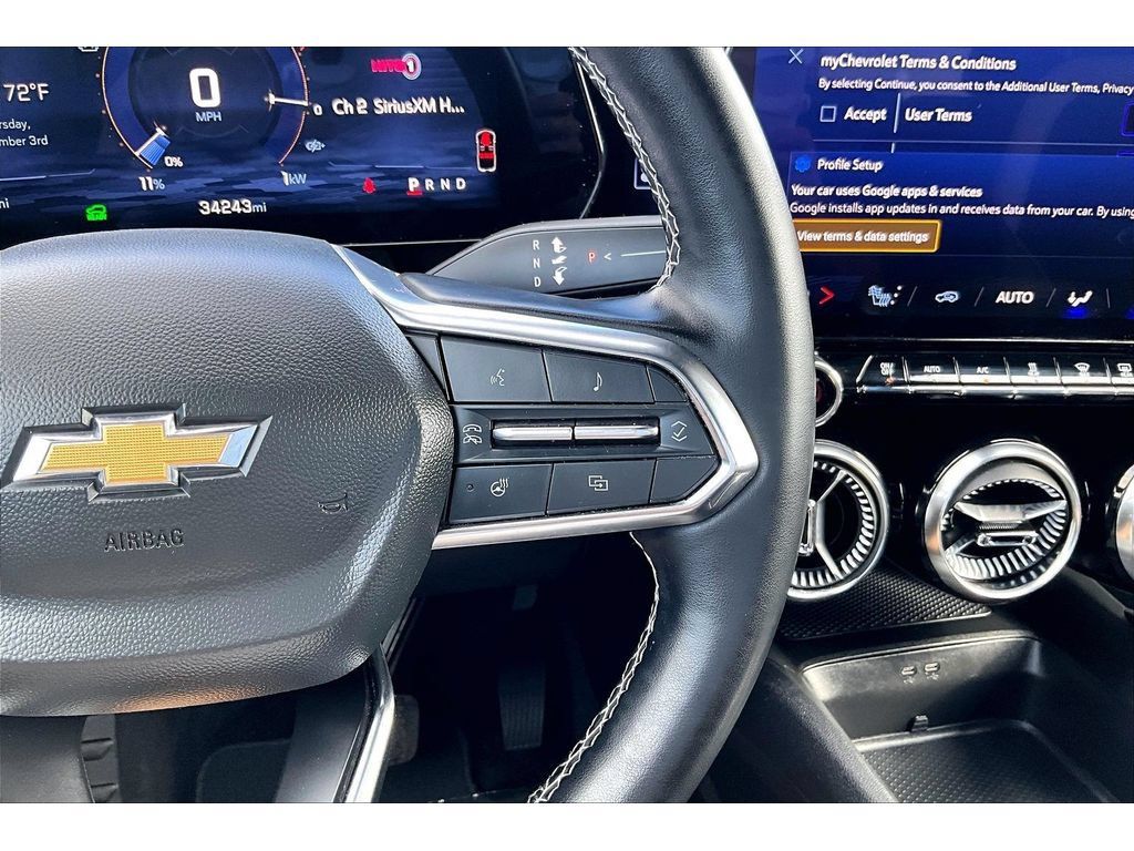 Used 2024 Chevrolet Blazer EV LT AWD/4WD image 12