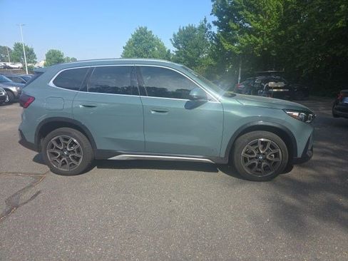 Used 2025 BMW X1 xDrive28i w/ Technology Package image 9