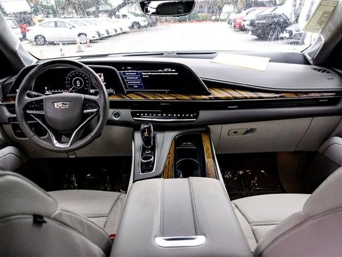 Used 2023 Cadillac Escalade Sport Platinum image 30