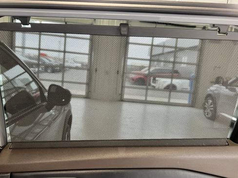 Used 2021 Nissan Rogue Platinum image 24