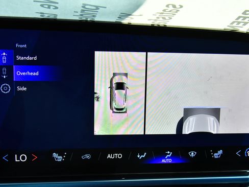 Used 2025 Chevrolet Equinox EV LT FWD image 24