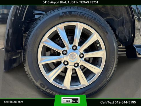 Used 2010 Lexus LX 570 4WD image 41