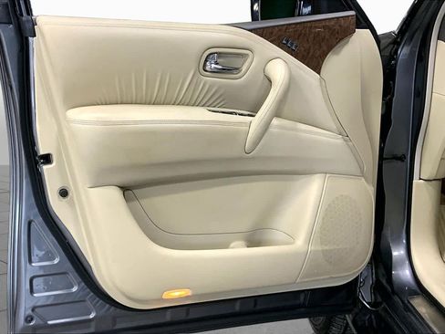 Used 2015 INFINITI QX80 2WD w/ 22" Wheel Package image 21
