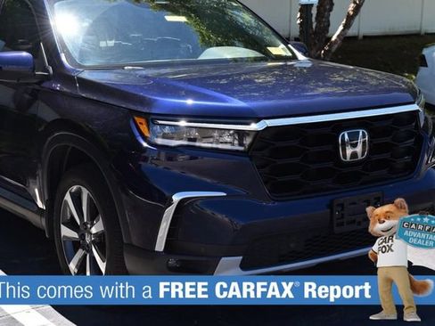 Used 2023 Honda Pilot Touring image 2