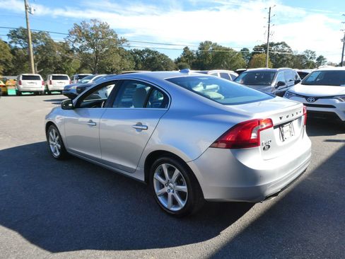 Used 2016 Volvo S60 T5 Premier w/ Convenience Package image 8