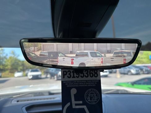 Used 2020 Chevrolet Silverado 1500 High Country w/ Technology Package image 22