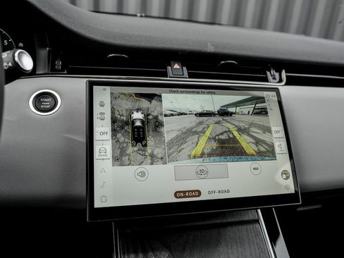 New 2026 Land Rover Range Rover Evoque S AWD/4WD image 14