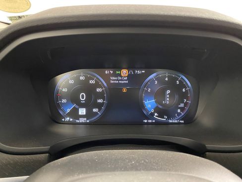 Used 2018 Volvo V90 T6 Cross Country w/ Convenience Package image 20