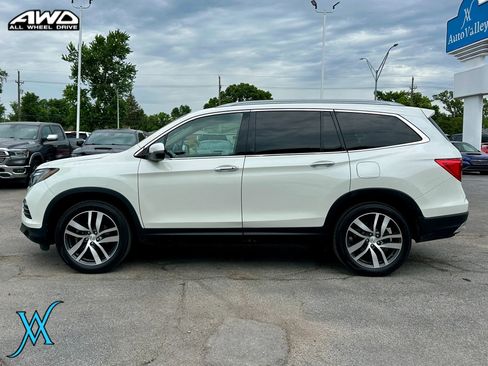 Used 2018 Honda Pilot Elite image 4