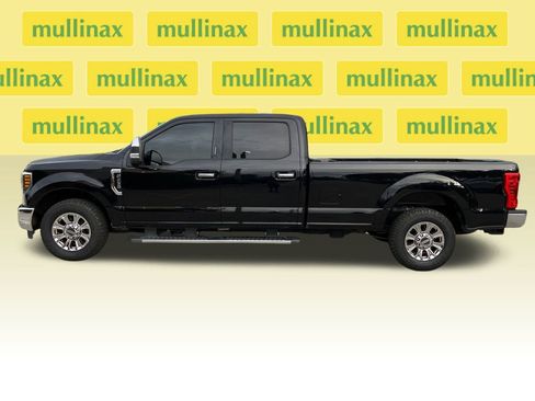Certified 2019 Ford F250 Lariat w/ Chrome Package image 12