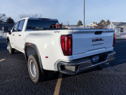 Used 2020 GMC Sierra 3500 4x4 Crew Cab w/ Gooseneck/5TH Wheel Package image 6