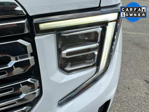 Used 2022 GMC Sierra 1500 Denali AWD/4WD image 10