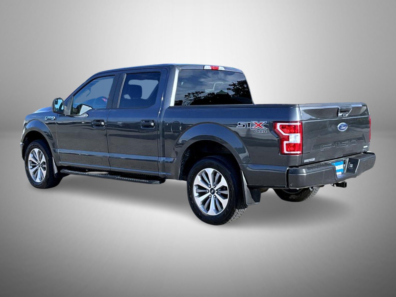 Used 2018 Ford F150 XL w/ Equipment Group 101A Mid AWD/4WD image 7