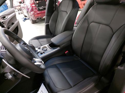New 2025 Alfa Romeo Stelvio Sprint AWD/4WD image 16