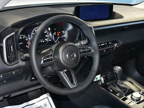 Used 2025 MAZDA CX-50 AWD 2.5 S w/ Cargo Package image 2