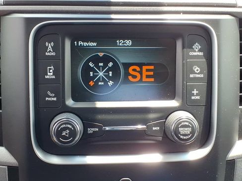 Used 2017 RAM 1500 Express AWD/4WD image 6