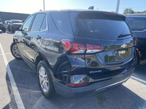 Used 2023 Chevrolet Equinox LT w/ Driver Convenience Package image 4