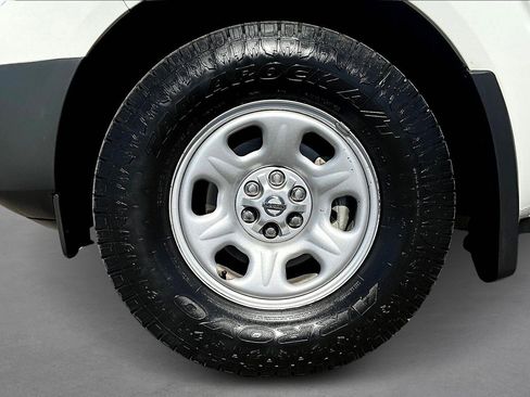 Used 2019 Nissan Frontier S image 8