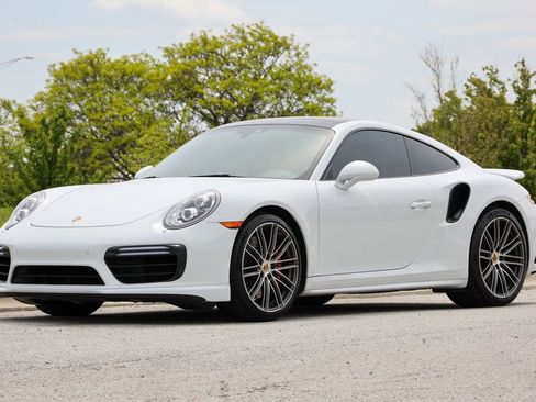 Certified 2018 Porsche 911 Turbo AWD/4WD image 16