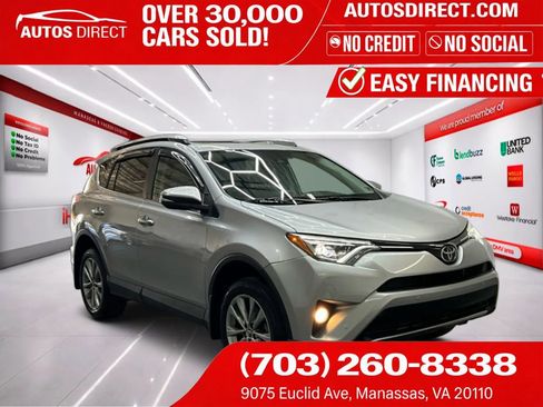 Used 2017 Toyota RAV4 Limited FWD image 1