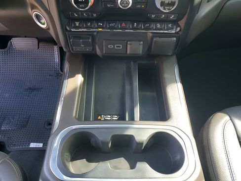 Used 2022 GMC Sierra 2500 Denali w/ Denali Ultimate Package image 41