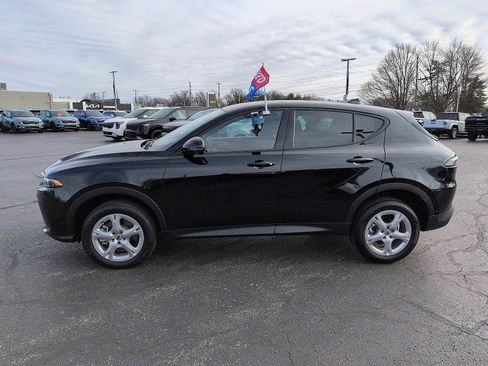 Used 2024 Dodge Hornet GT w/ Tech Pack w/o Parking image 4