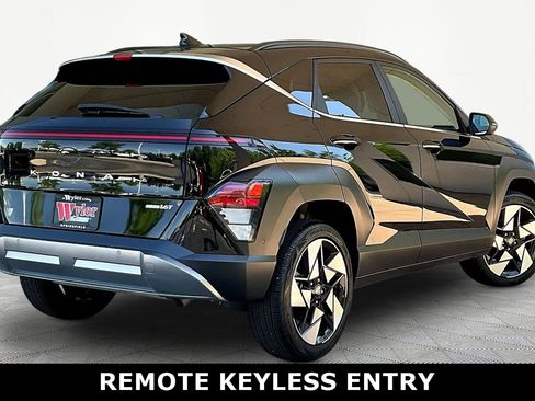 Used 2024 Hyundai Kona Limited AWD/4WD image 6