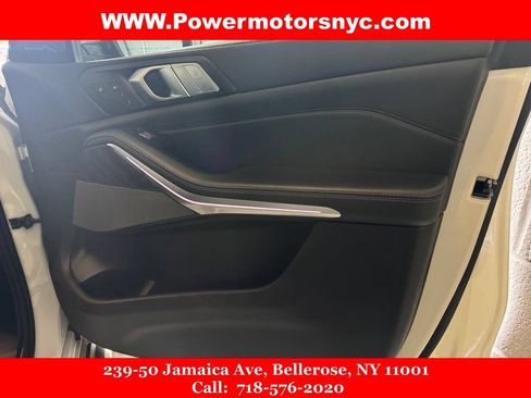 Used 2019 BMW X7 xDrive40i w/ Premium Package AWD/4WD image 29