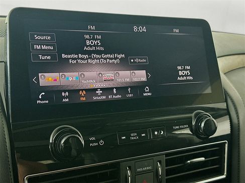 Used 2024 Nissan Armada SL w/ Captain's Chairs Package image 17