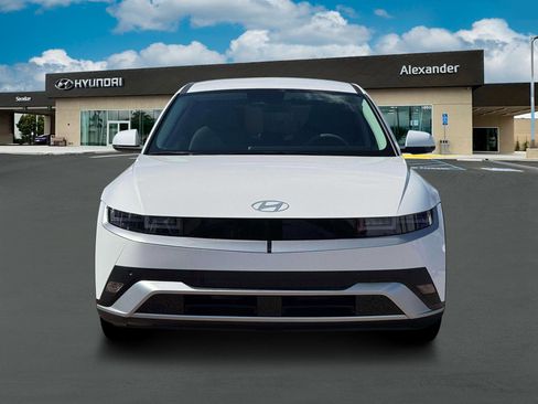 New 2026 Hyundai Ioniq 5 SEL image 12